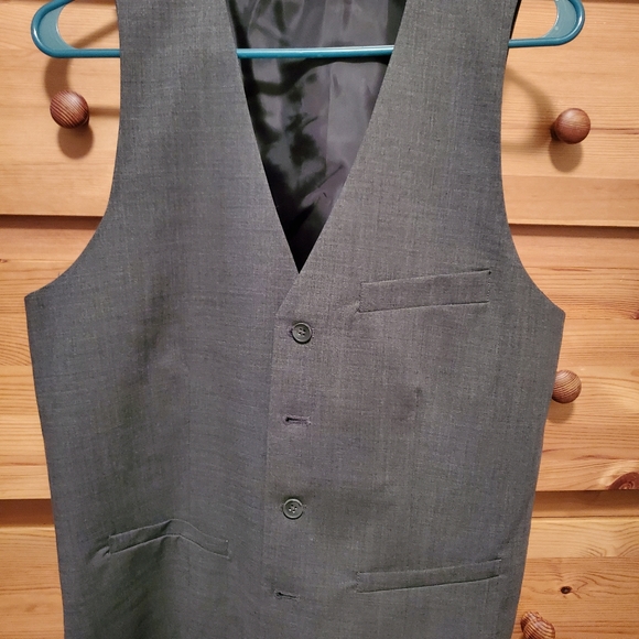 Casual vest - Picture 2 of 2
